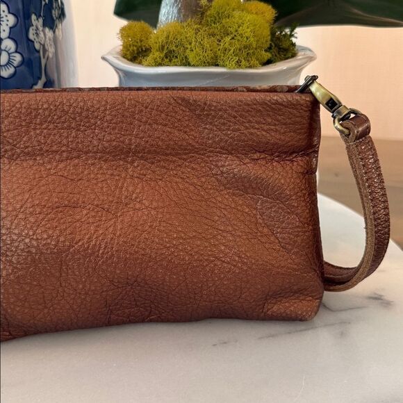 MOLLY G Genuine Leather Snakeskin Clutch